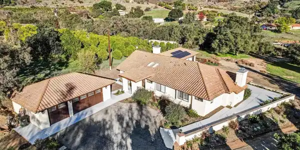 33140 Lilac Road