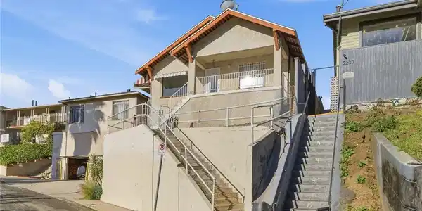 2239 W Sunset Boulevard