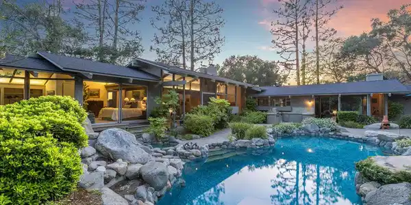 2279 Midwick Drive