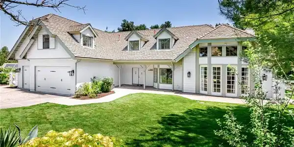 15601 Saddleback Road