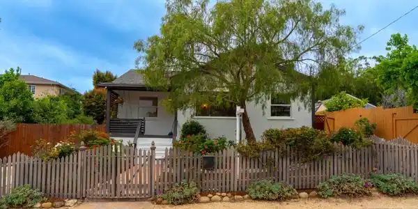 11 Portola Lane