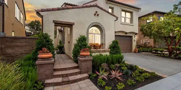 5 Gamella Street