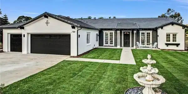 1355 Duckwalk Road
