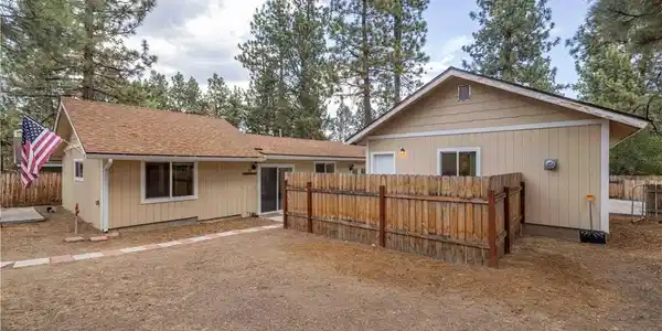 137 E Barker