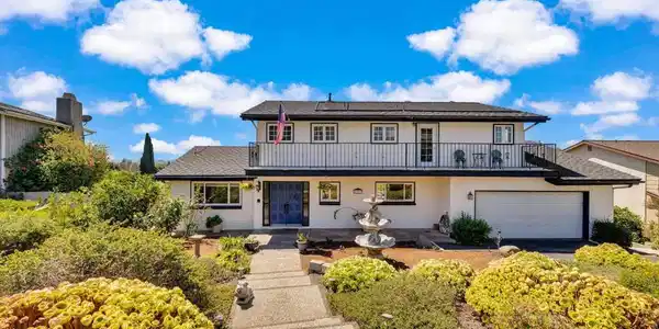 133 Helen Way