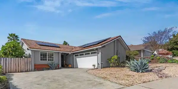 2049 Camino Dr
