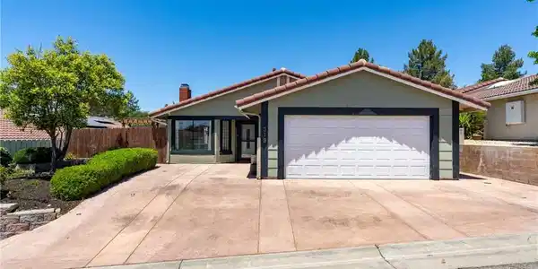 319 Primrose Lane