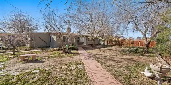 9728 E Avenue S10