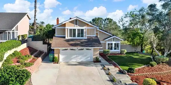 9959 Riverhead Dr