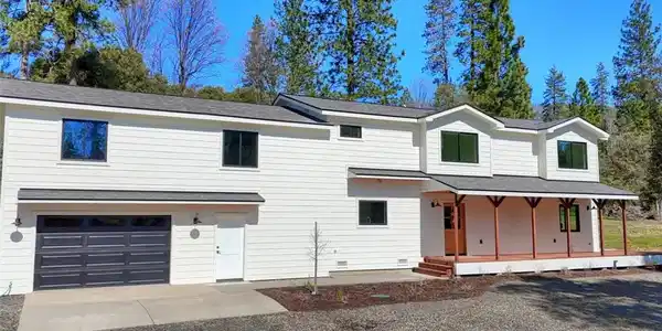 3181 B Triangle Park Drive