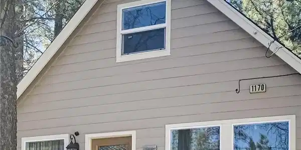 1170 Vine