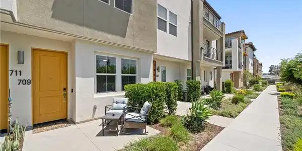 709 Cara Cara Lane