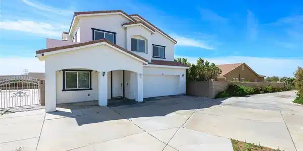 5491 N Pinnacle
