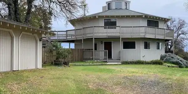8697 Fraguero Road