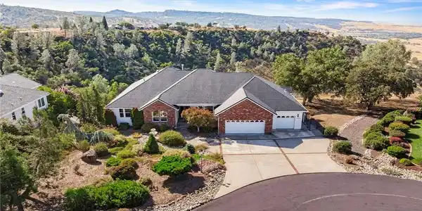 5036 Chasity Court