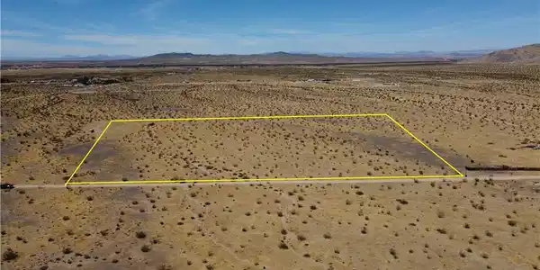 2 Yucca Trail