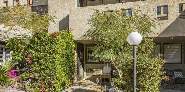 460 Bradshaw Lane