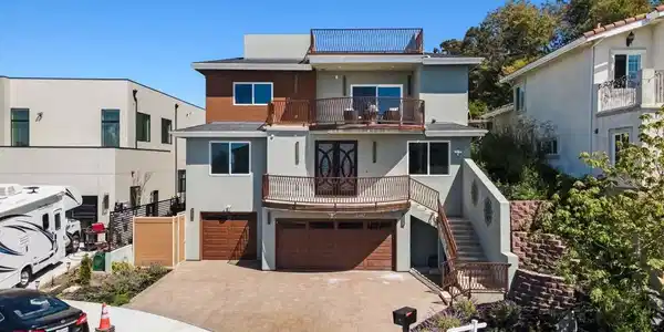 2382 Rainbow Ct