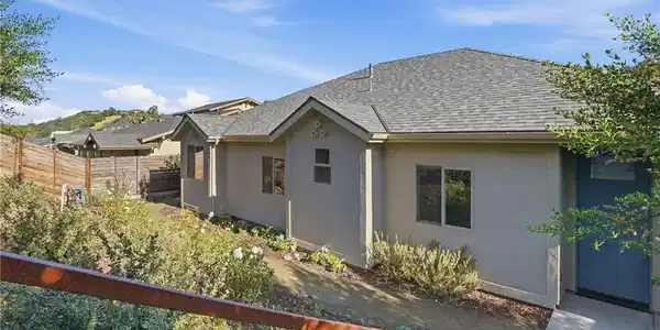 1900 Old Mission Drive