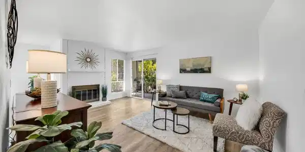 224 Oakleaf Drive