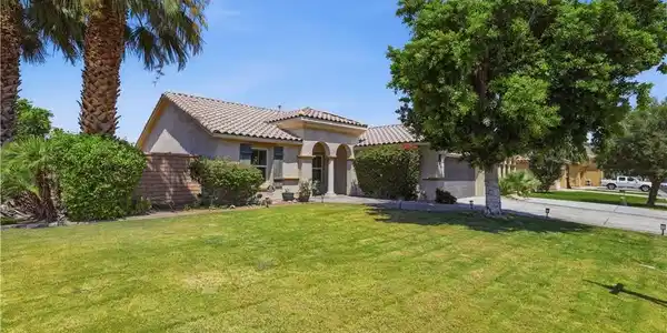 41425 Farmer Court