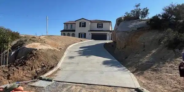 2340 WOODLAND HEIGHTS GLEN