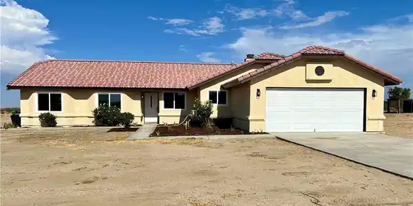 13377 Paramount Road