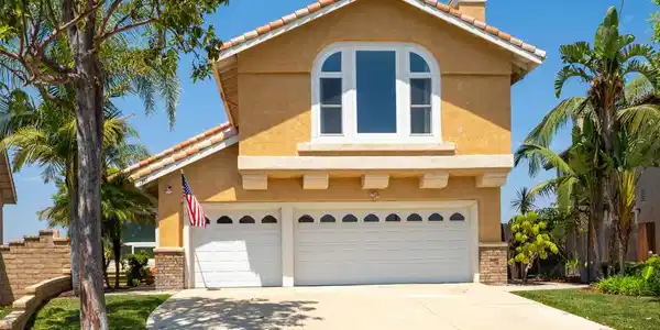1347 La Culebra Circle
