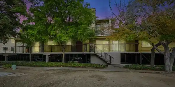 431 Northlake Drive