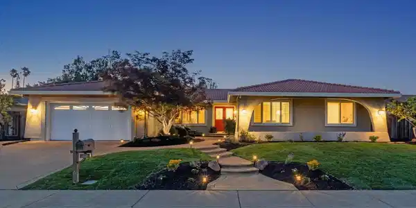 64 Calistoga Ct
