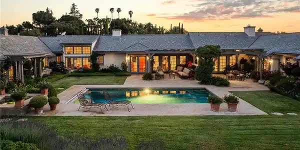 1559 Rolling Hills Road