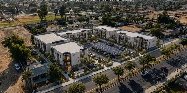 5127 La Sierra