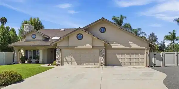 2749 Silver Oak