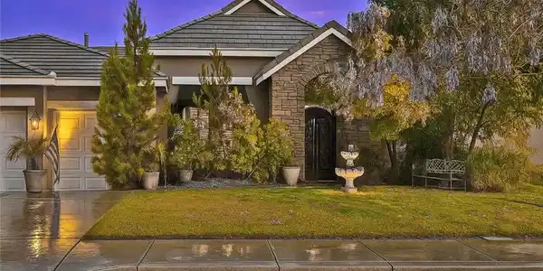 1132 Foothill Drive
