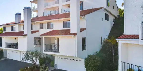 911 Vallecito Drive