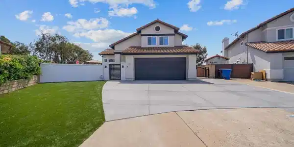 1186 De Anza Court
