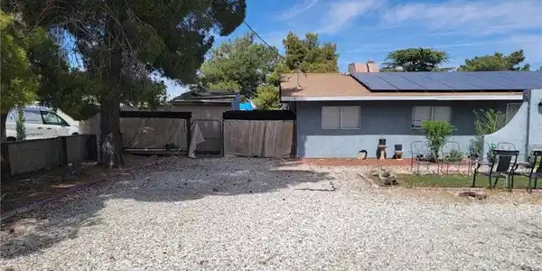 17986 Westlawn