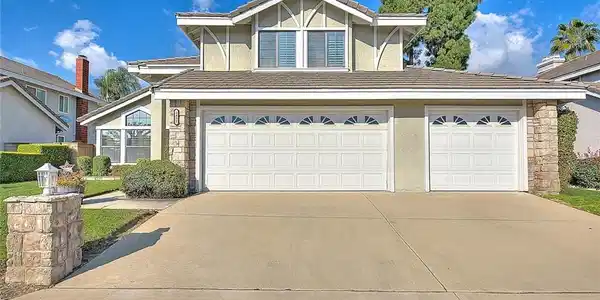 1435 Lookout Court