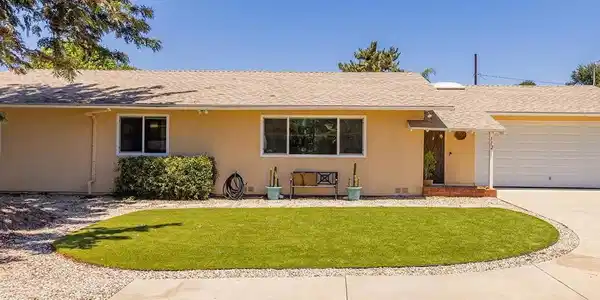 112 Summer Way