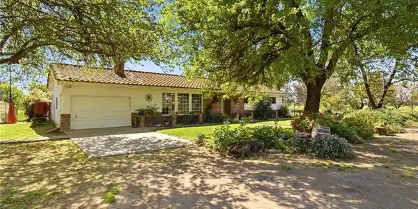 24065 Maria Road