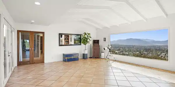 400 Alosta Drive