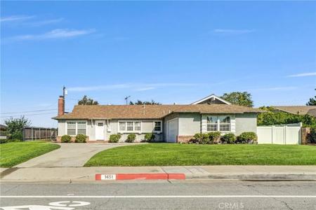 1451 Rolling Hills