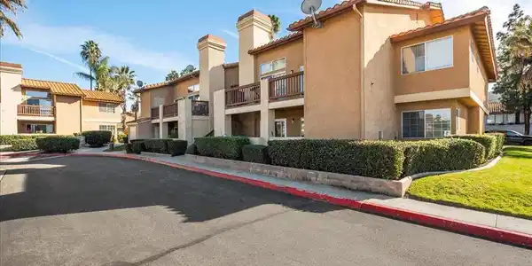 42140 Lyndie Lane