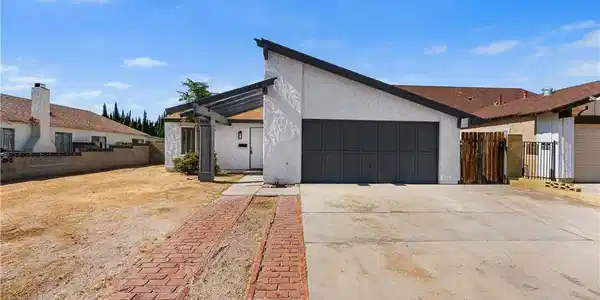 1015 Caperton
