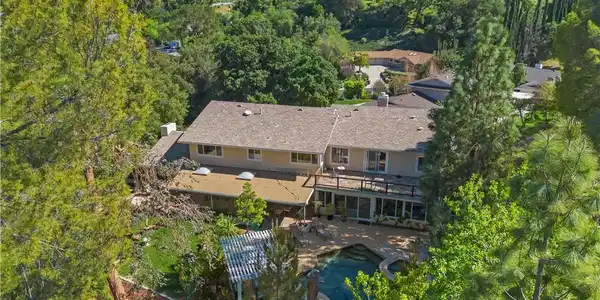 27323 Eaglehelm Drive