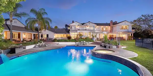 13742 Paseo Valle Alto
