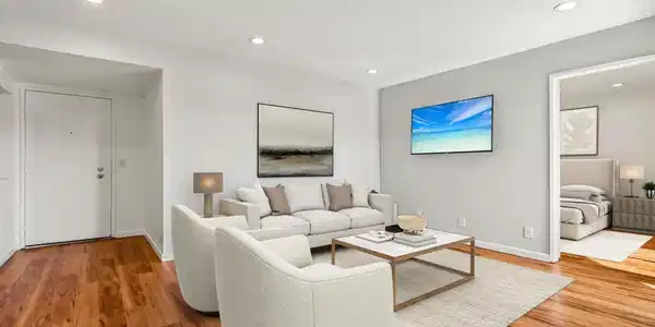 1500 S Camino Real