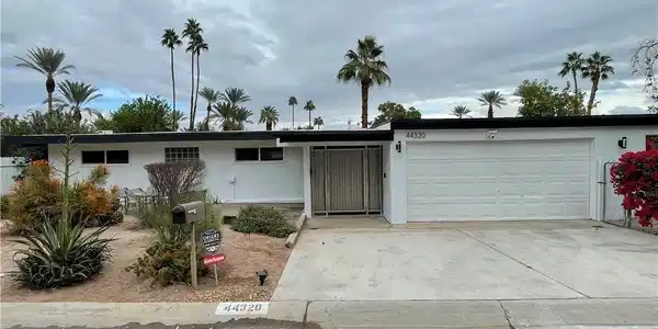 44320 Elkhorn