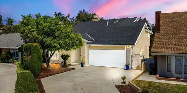 2405 E Alicia Street