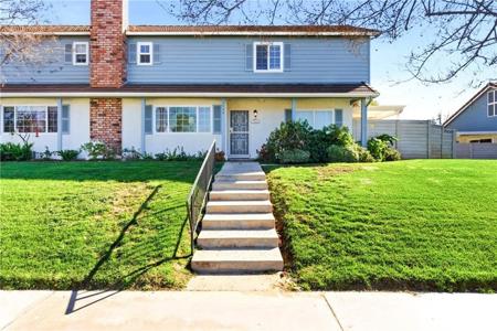 1562 E Citrus